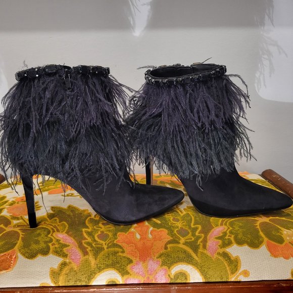 Jessica Simpson Black Suede Ostrich Feather Ankle Boots Size 8.5 Beaded - Picture 9 of 10